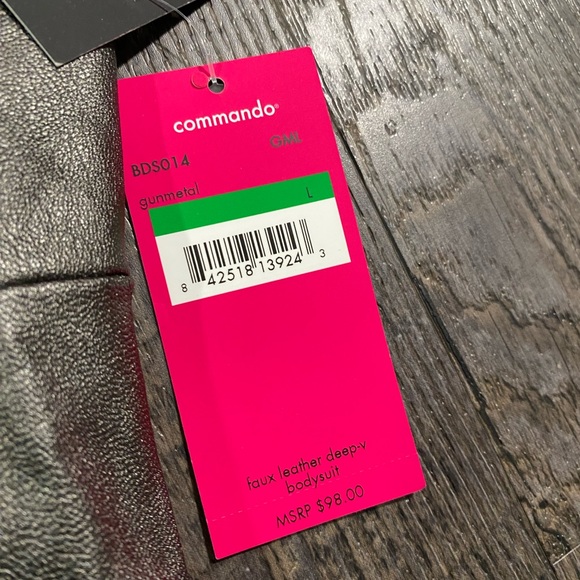 COMMENDO Deep V-Neck Faux Leather Bodysuit - Picture 5 of 5